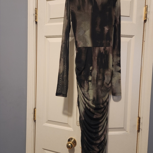 Khaki Abstract print mesh wrap cut out midaxi dress - Picture 3 of 6